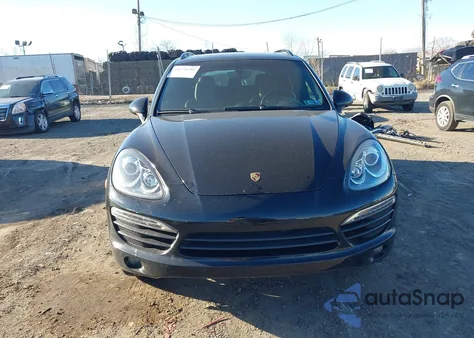 2012 Porsche Cayenne z USA, uszkodzony, nr VIN WP1AA2A28CLA07308